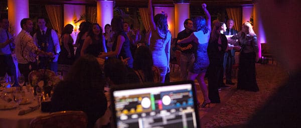 informacion sobre los equipos y dj para bodas