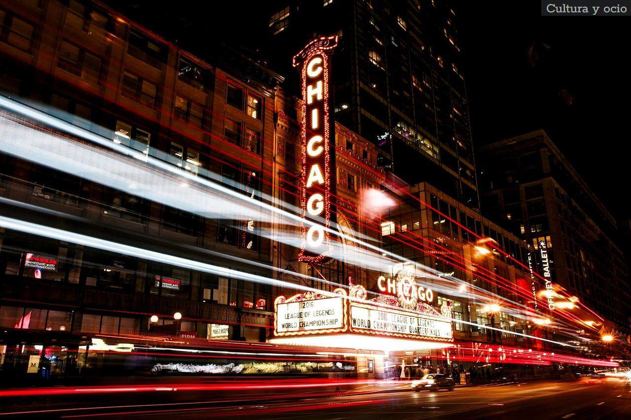 city, urban, buildings, downtown, illinois, chicago, chicago theatre, theater, landmark, historic, neon, signs, night, evening, cityscape, lights, glow, reflections, street, entertainment, traffic, long exposure, chicago, chicago, chicago, chicago, chicago